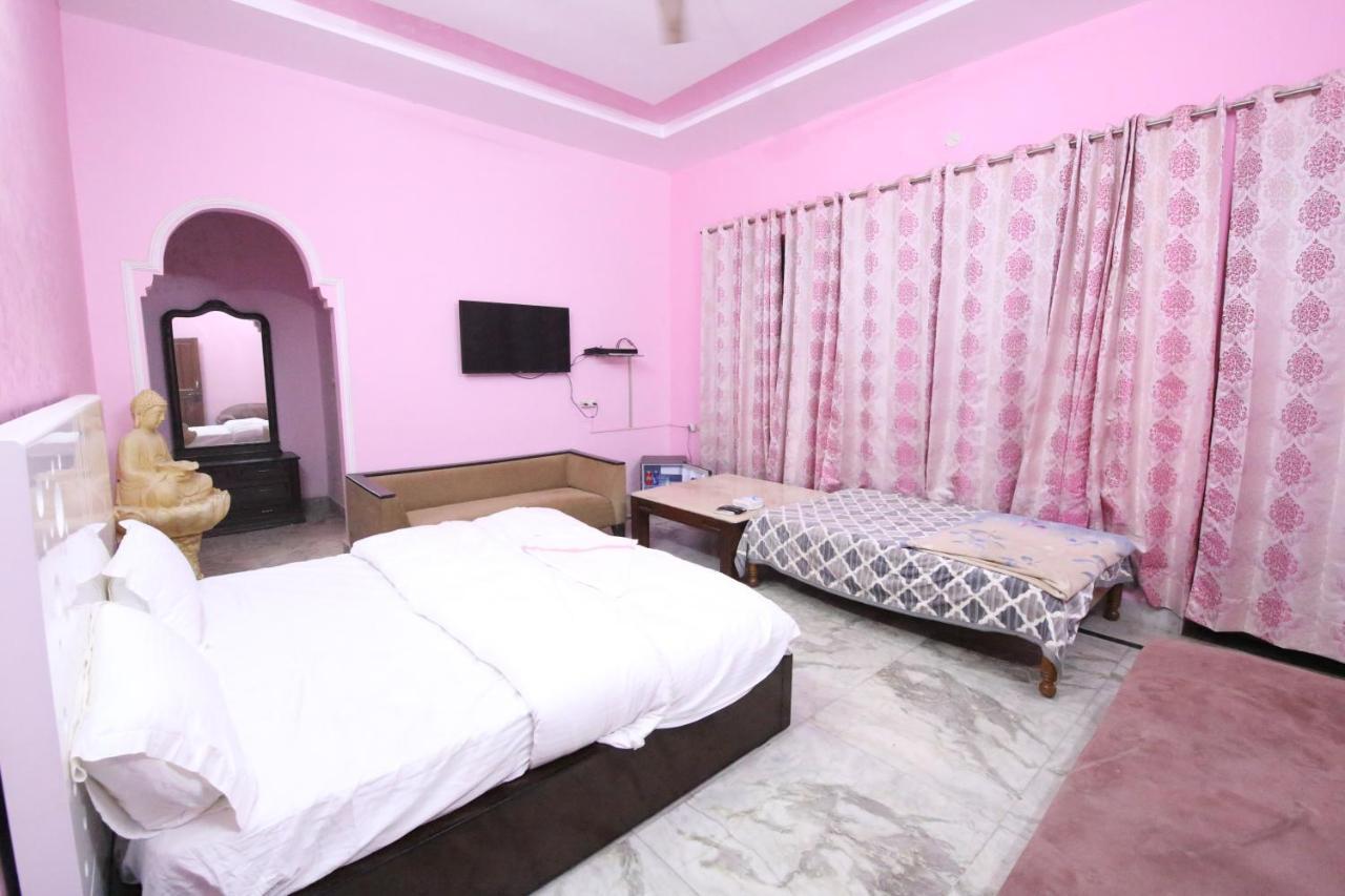 The Karnal Resort ภายนอก รูปภาพ