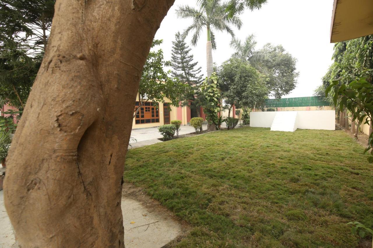 The Karnal Resort ภายนอก รูปภาพ